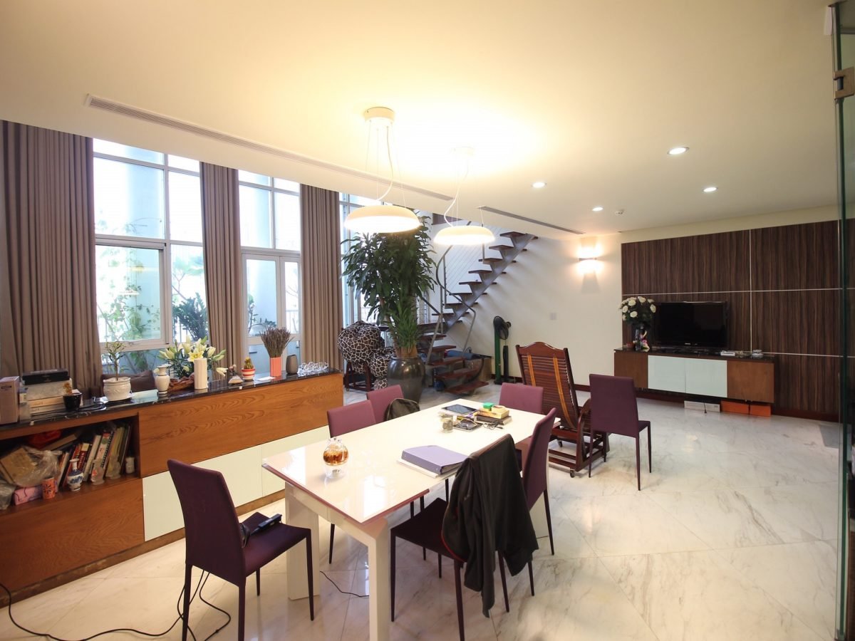 Penthouse for rent in Ciputra 12