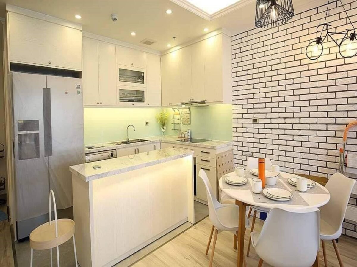 Harmonious 3-bedroom apartment for rent in D'.Le Roi Soleil, 59 Xuan Dieu Str., Tay Ho Distr (7)