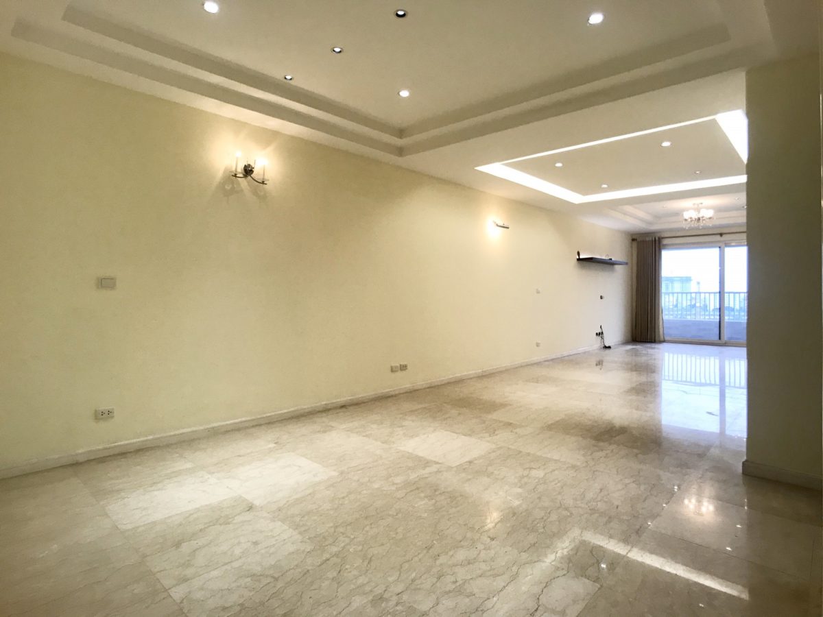 Apartment for rent in P2 Ciputra Hanoi (17)