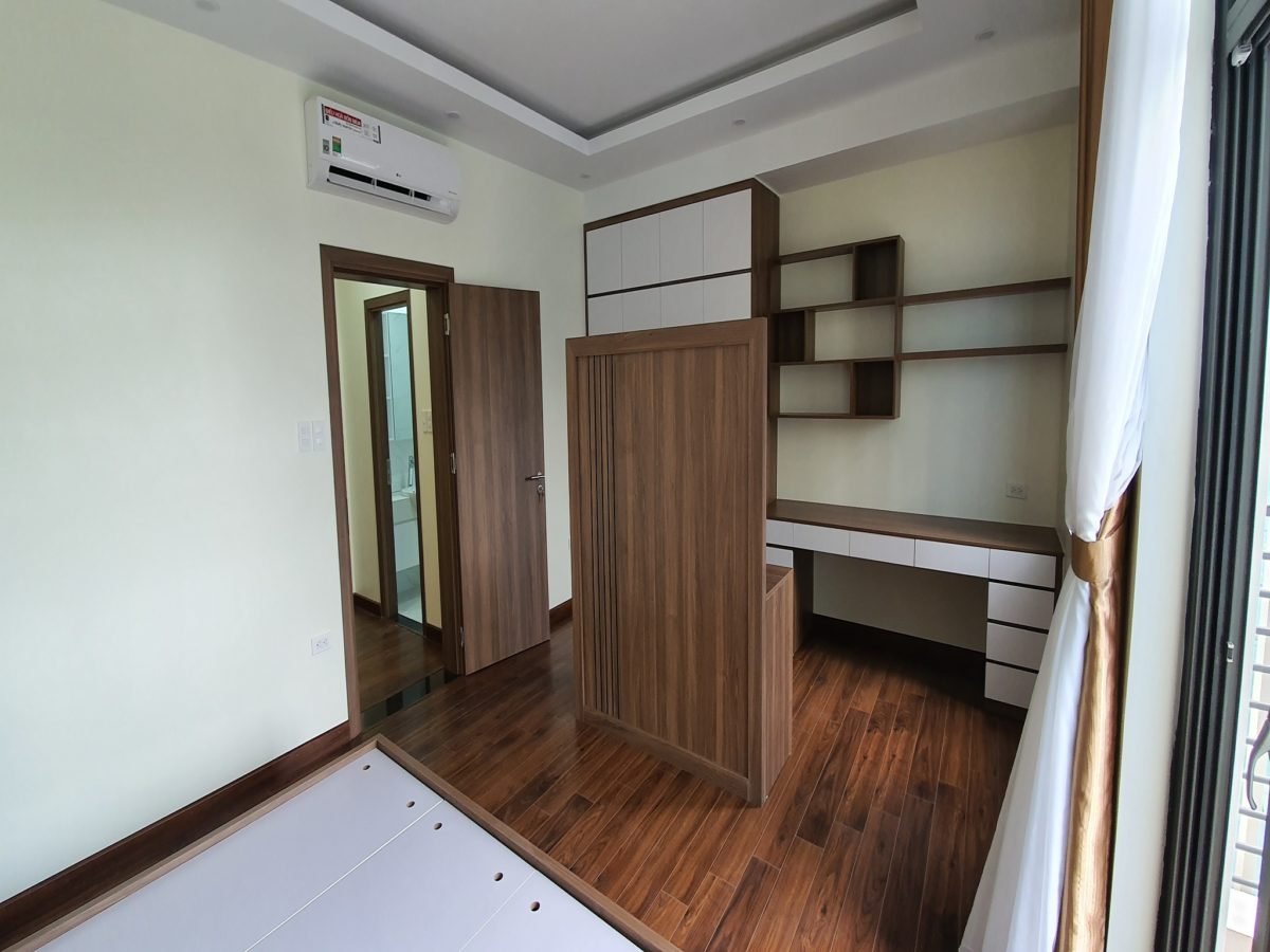 Townhouses and villas for rent in Starlake Tay Ho Tay (24)