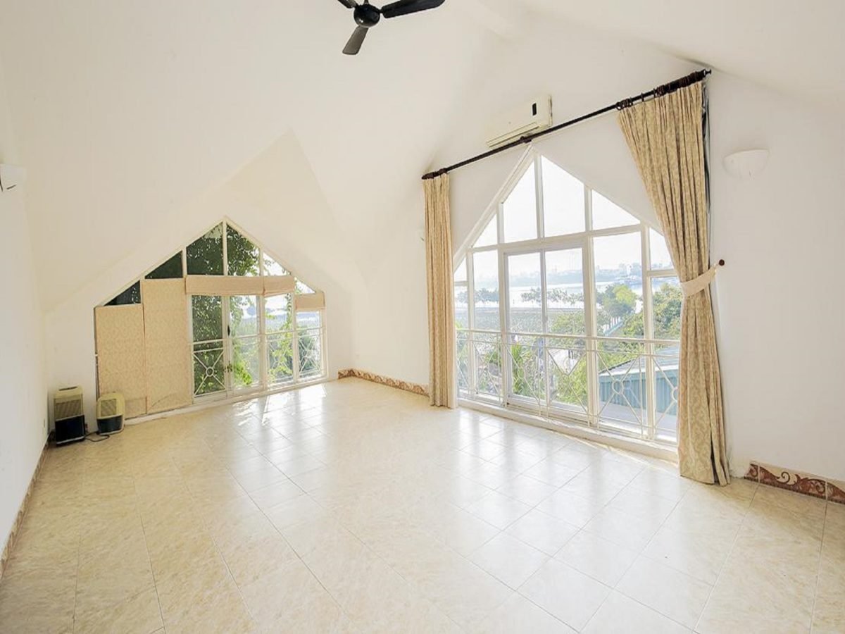 Villa for rent in Tay Ho Westlake (28)