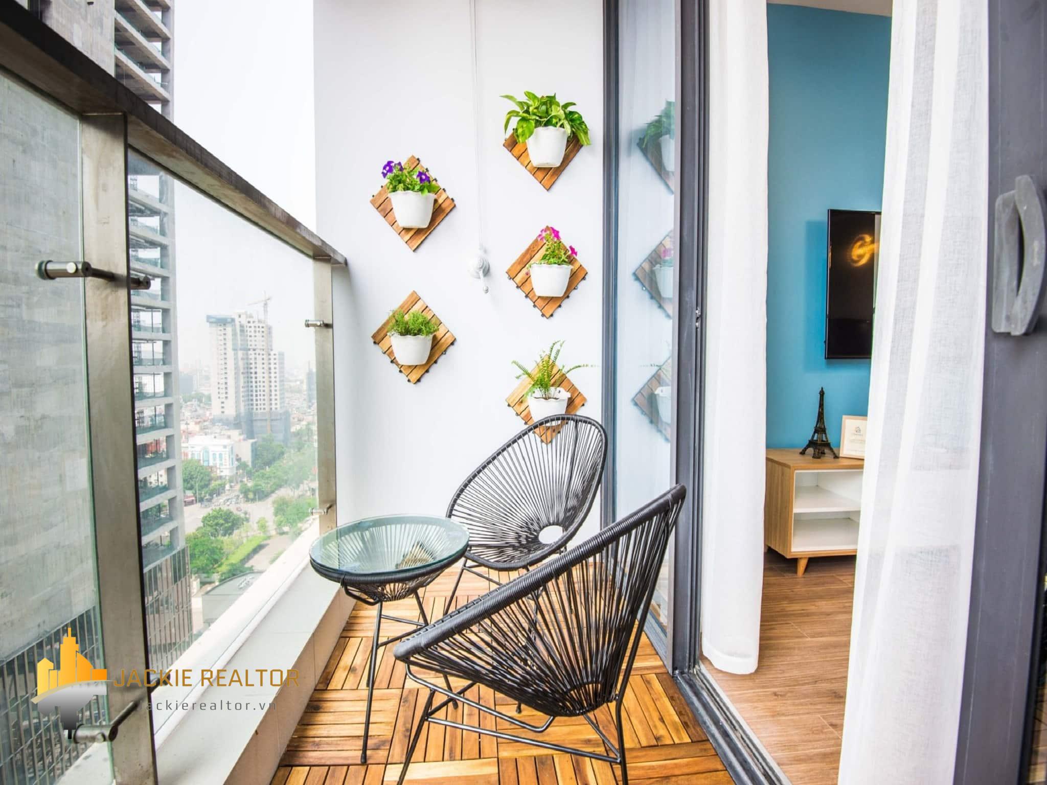 Apartment for rent in Vinhomes Metropolis Lieu Giai Hanoi (1)