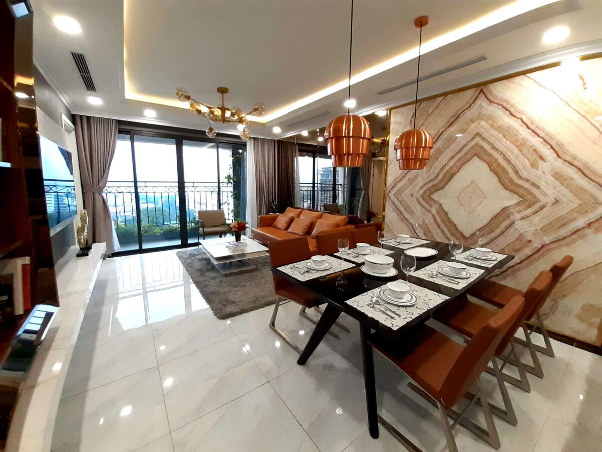 So beautiful D'. LE ROI SOLEIL XUAN DIEU 111m2 apartment for rent (1)