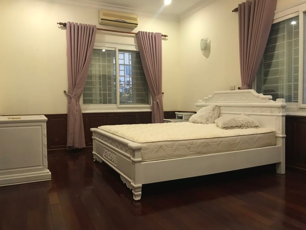 Villa for rent in G10 Ciputra Hanoi (16)
