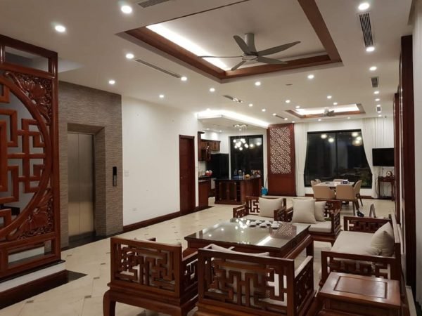 Villas for rent in Vinhomes Riverside Hoa Phuong, Long Bien (1)