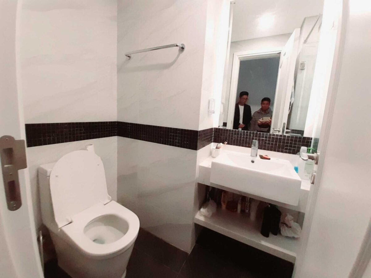 Well furnished 1-bedroom apartment for rent in D'. El Dorado, 659A Lac Long Quan, Hanoi (8)