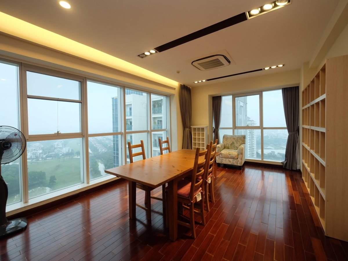 Golf view apartment for rent in L2 The Link Ciputra Hanoi (4)