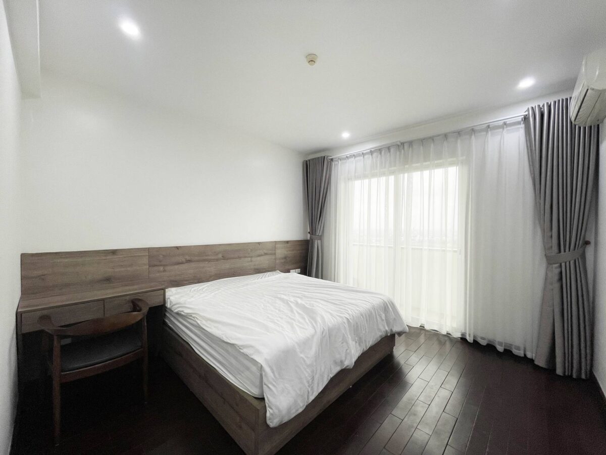 Splendid and gorgeous apartment for rent in E4 building, Ciputra Hanoi International Urban (13)