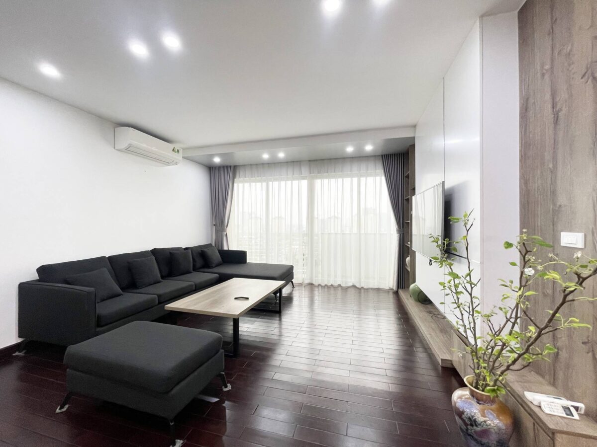 Splendid and gorgeous apartment for rent in E4 building, Ciputra Hanoi International Urban (3)