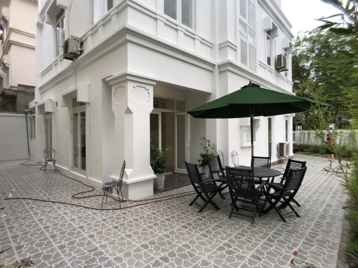 Villas for rent in Ciputra Hanoi (3)