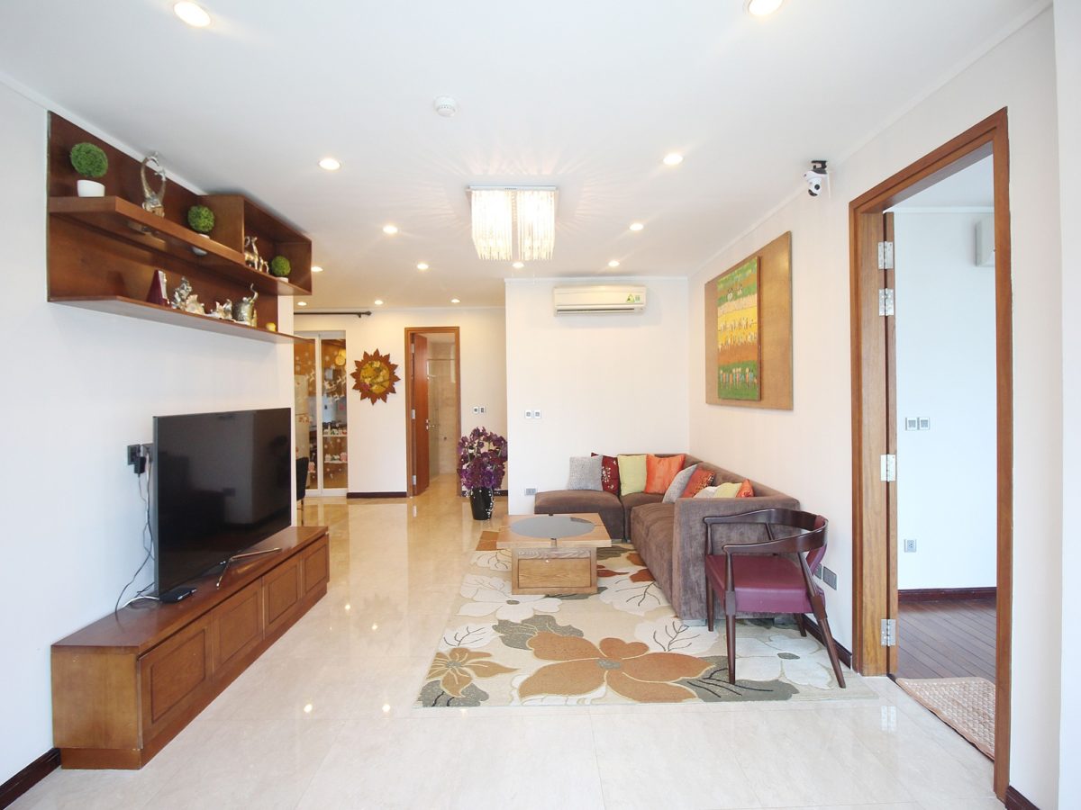 Colorful fully-equipped apartment for rent in L2, The Link Ciputra Hanoi, next to golf course (14)