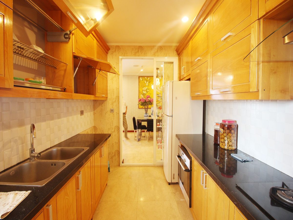 Colorful fully-equipped apartment for rent in L2, The Link Ciputra Hanoi, next to golf course (8)