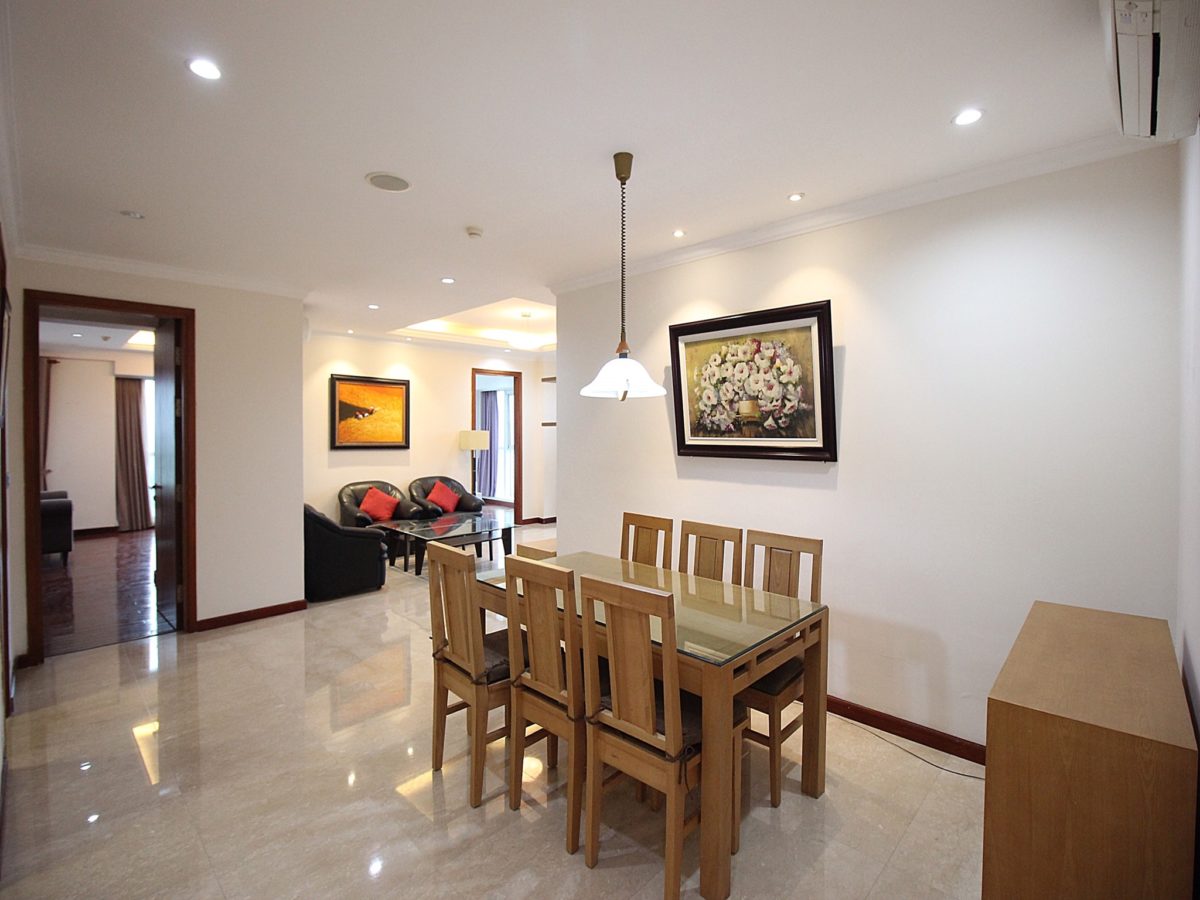 Giant apartment for rent in The Link Ciputra Hanoi, near golf course and Ciputra club (7)