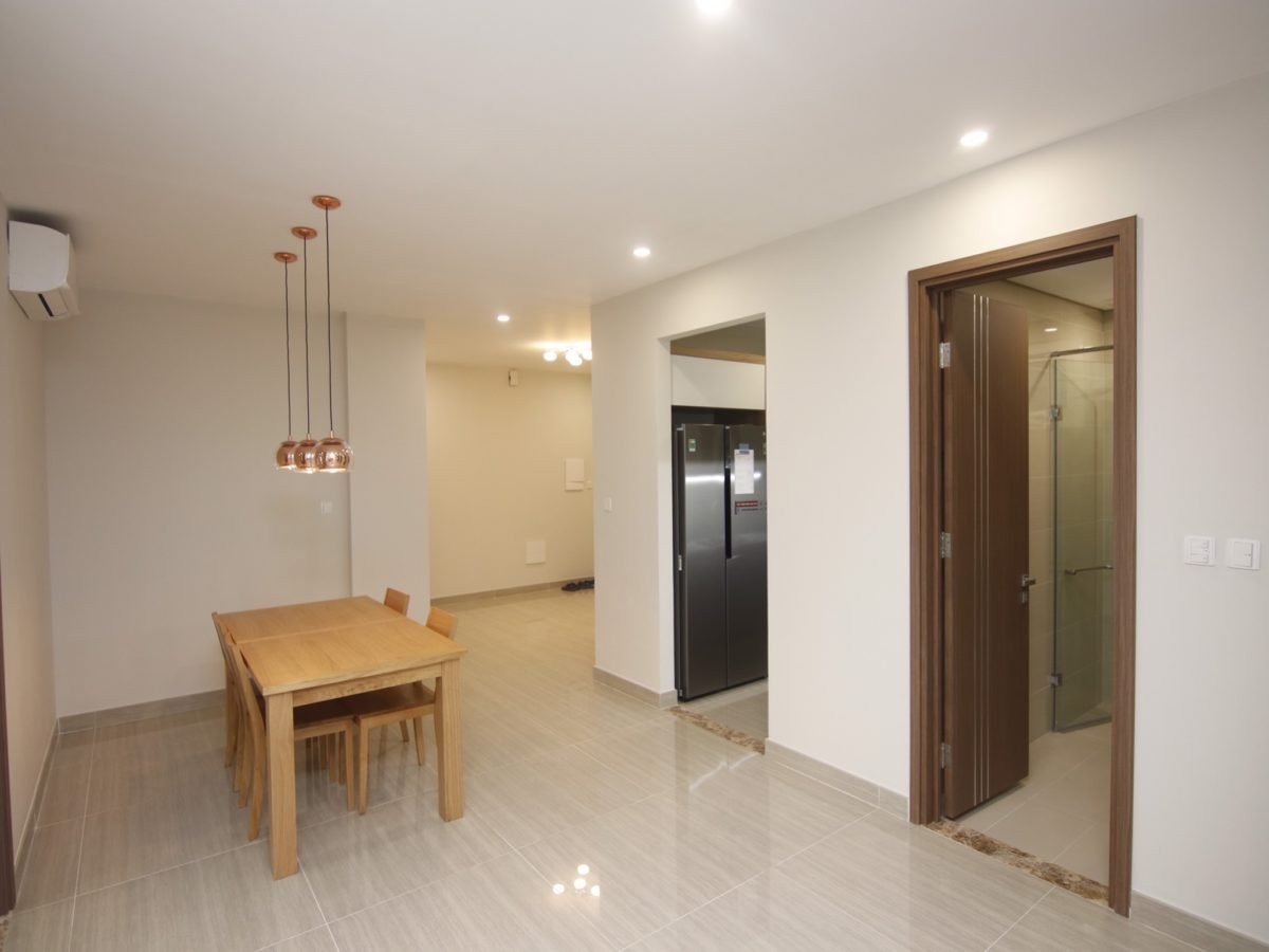Great golf view 3BRs apartment for rent in L3, The Link Ciputra Hanoi International City (5)