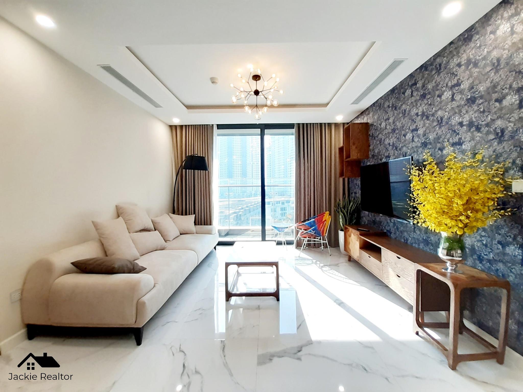 Admire A Beautiful Apartment For Rent In S5 Building, Sunshine City, Ciputra Hanoi (2)