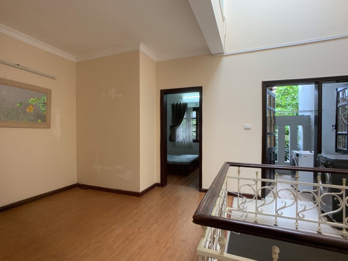 Cheap Villa For Rent In C1, Ciputra Hanoi (19)