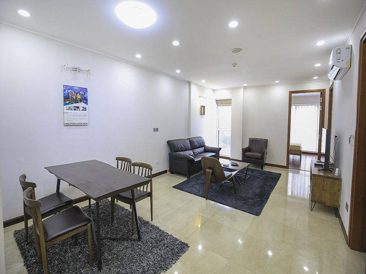 Cheap spacious apartment for rent in L2 Building, The Link Ciputra Hanoi, near golf course! (1)