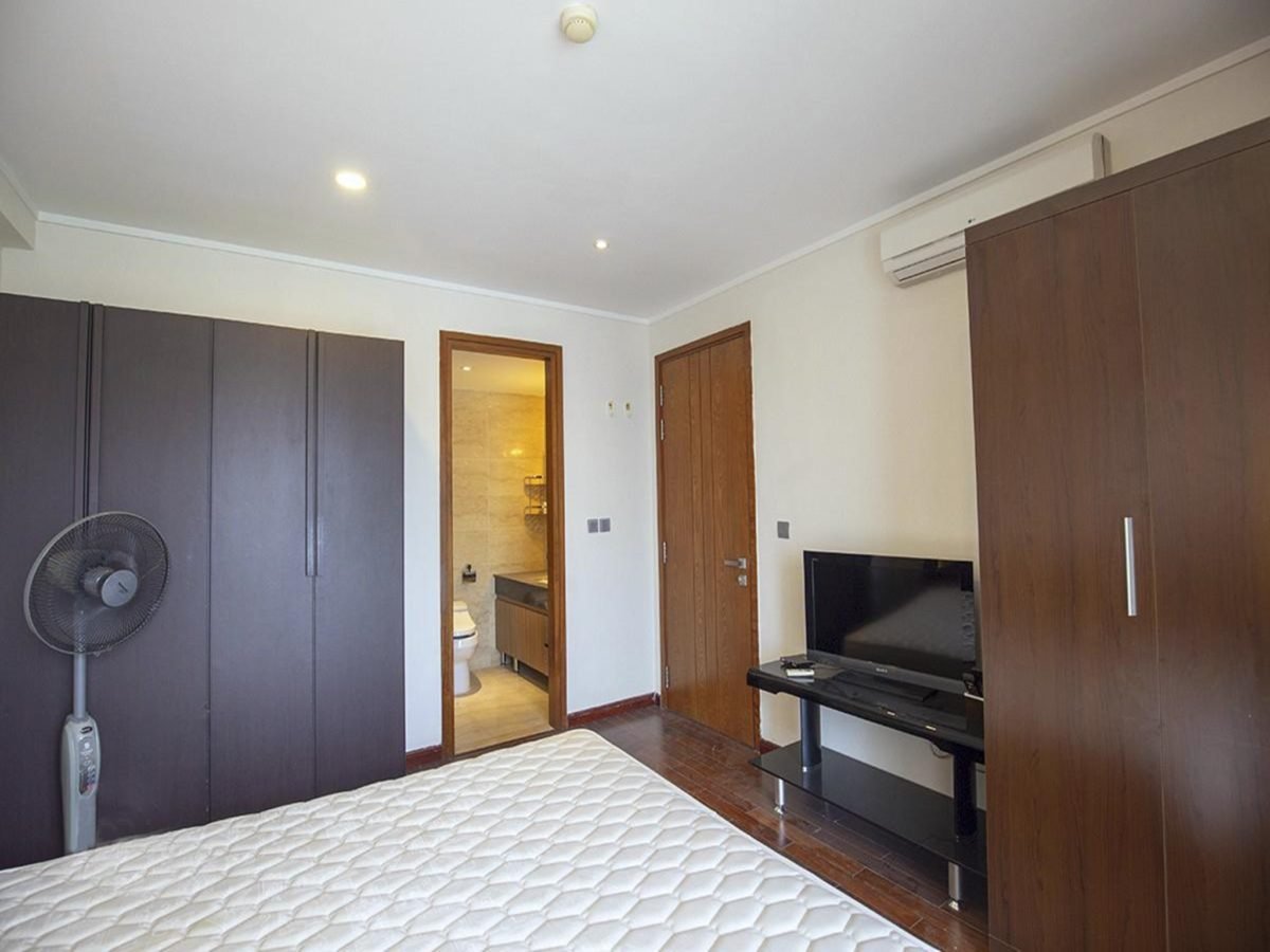 Convenient and comfortable apartment for rent in L2 Building, The Link Ciputra Hanoi (6)