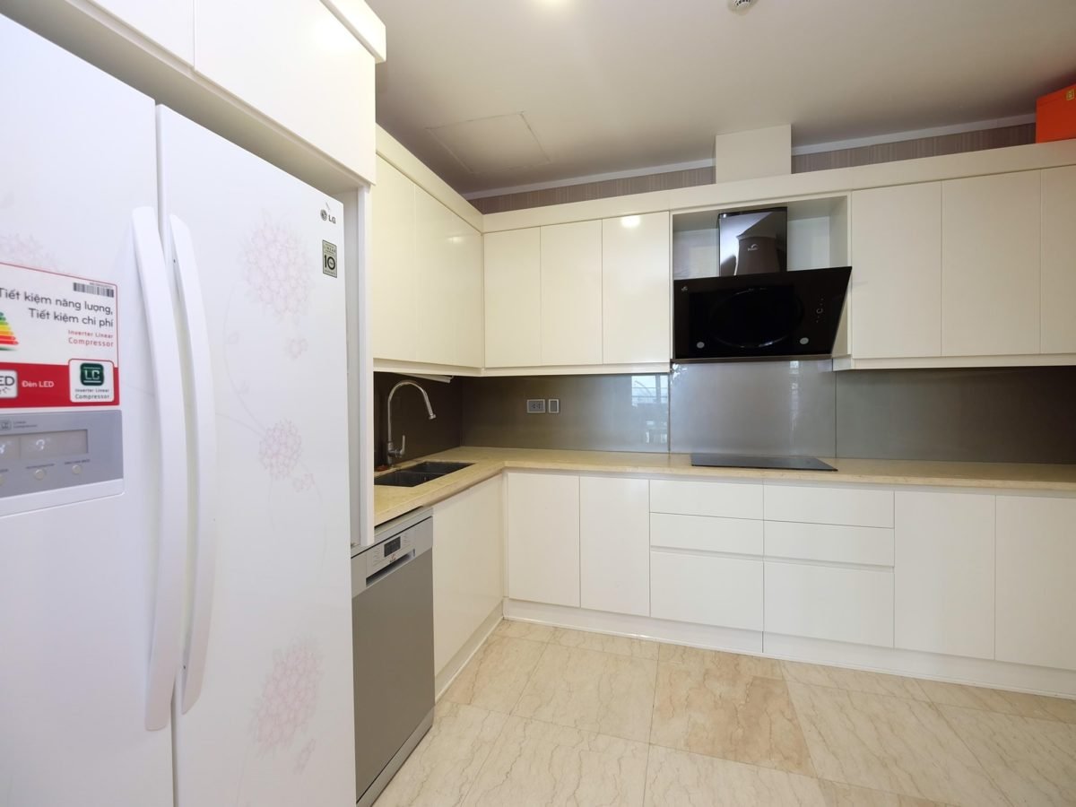 Huge Apartment For Rent In L1, The Link Ciputra Hanoi (14)