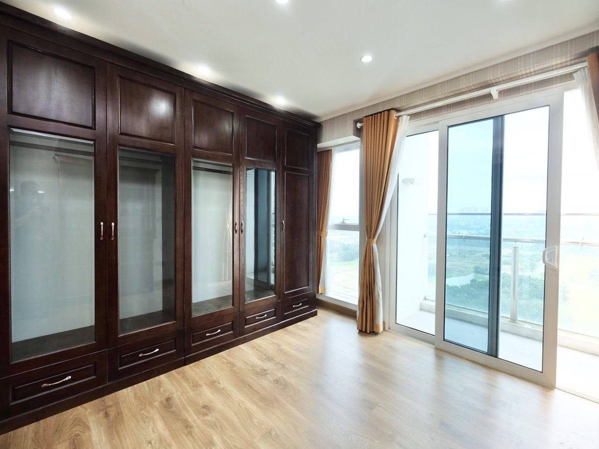 Huge Apartment For Rent In L1, The Link Ciputra Hanoi (4)
