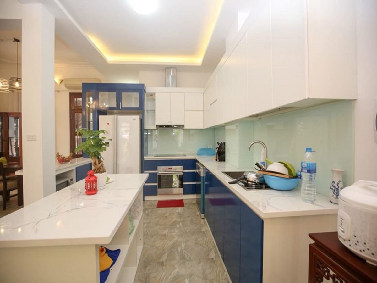 Outstanding house for rent in Xuan Dieu Street, Quang An Ward, Tay Ho West Lake area, Hanoi (13)