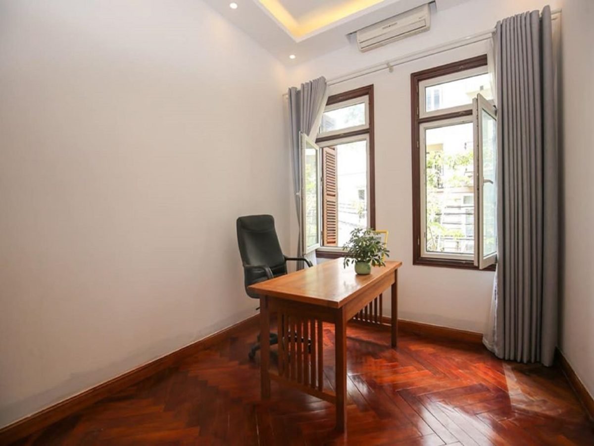 Outstanding house for rent in Xuan Dieu Street, Quang An Ward, Tay Ho West Lake area, Hanoi (6)