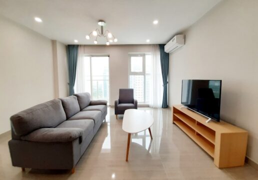 Golf View Apartment For Rent In L3 Tower, The Link Ciputra (1)