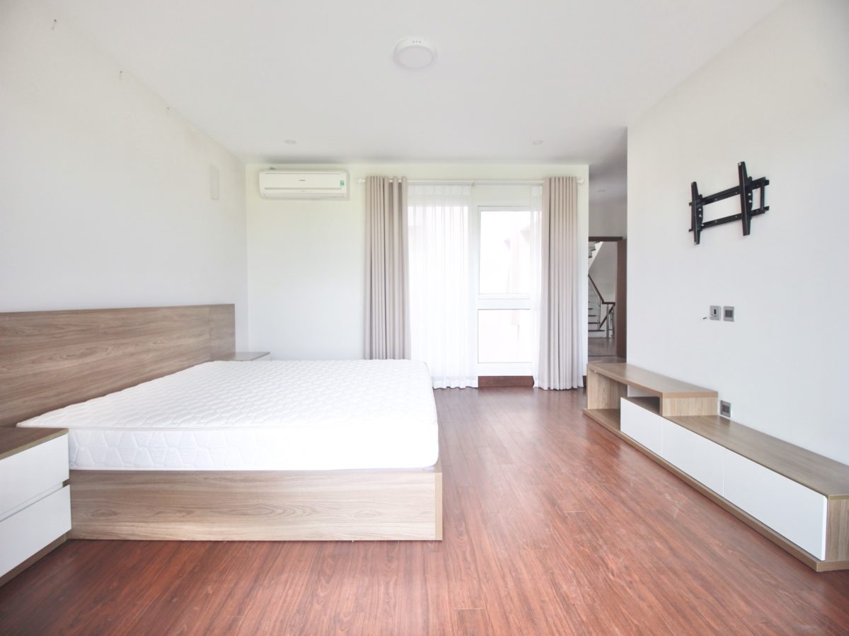 Huge Villa For Rent In Q Block, Ciputra Hanoi (20)