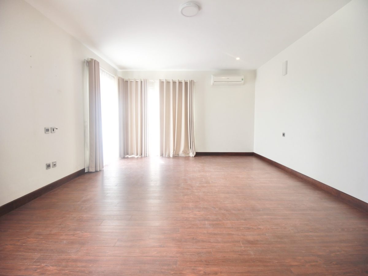 Huge Villa For Rent In Q Block, Ciputra Hanoi (9)