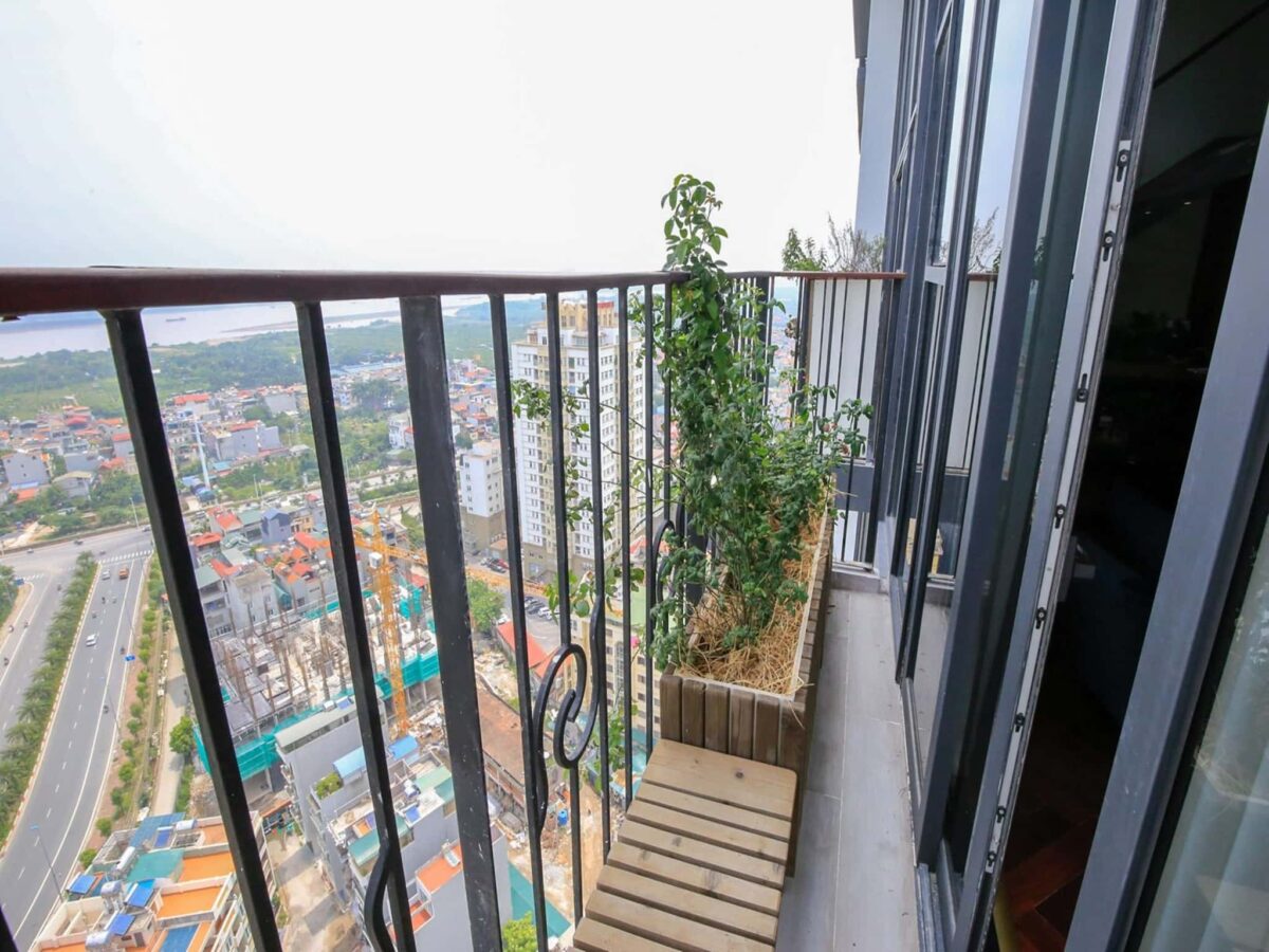 Beautiful Duplex Apartment For Rent In PentStudio Hanoi! (9)