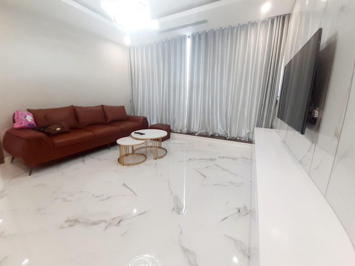 Beautiful Sunshine City Hanoi Apartment For Rent (2)