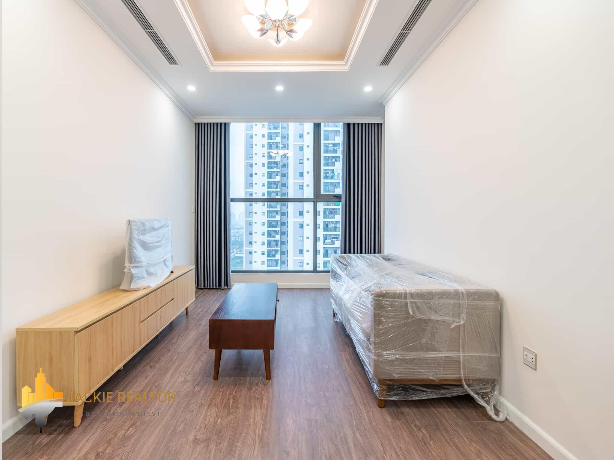 Cheap Pet-Friendly Apartment For Rent In R1, Sunshine Riverside West Lake (12)