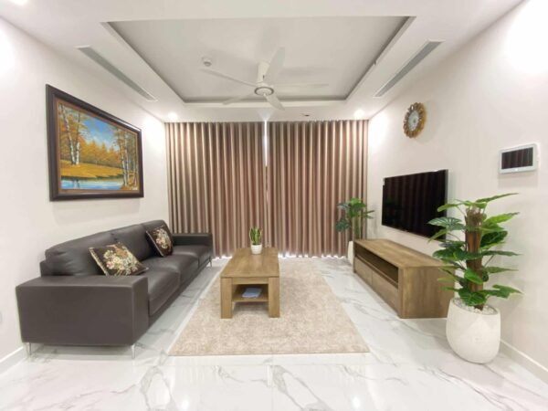 Fully furnished rental apartment in Sunshine City (1)