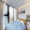 Light-filled apartment for rent in Vinhomes Metropolis (8)