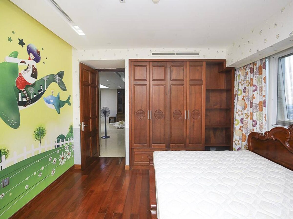 Spacious The Link Ciputra apartment for rent (10)