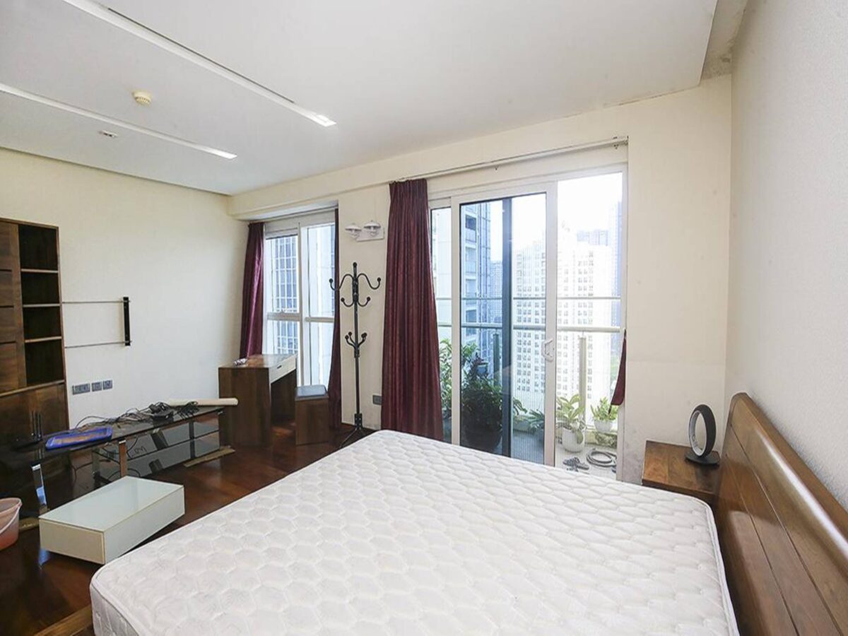 Spacious The Link Ciputra apartment for rent (13)