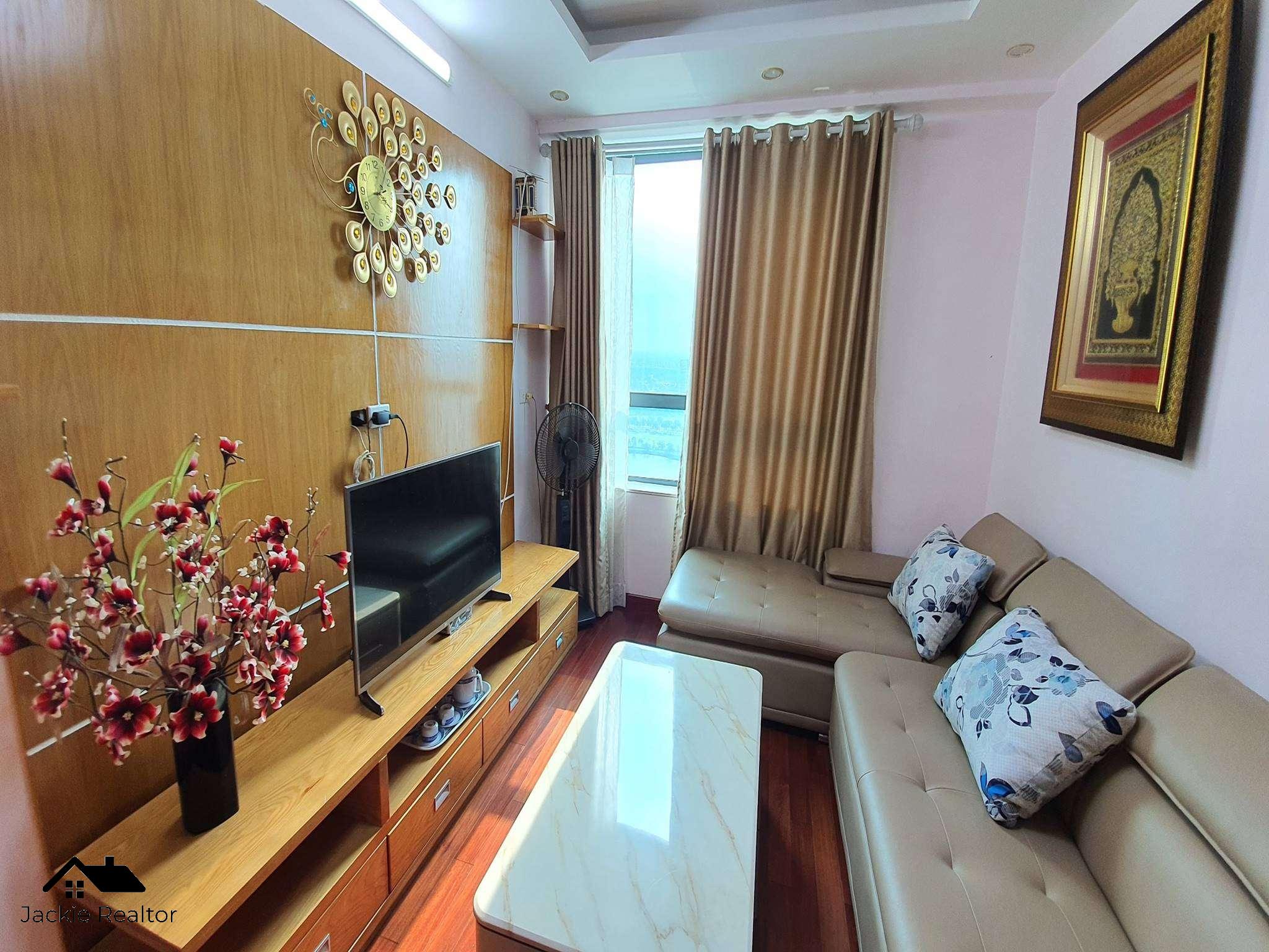 Strange Ngoai Giao Doan apartment for rent near Korean Embassy (2)