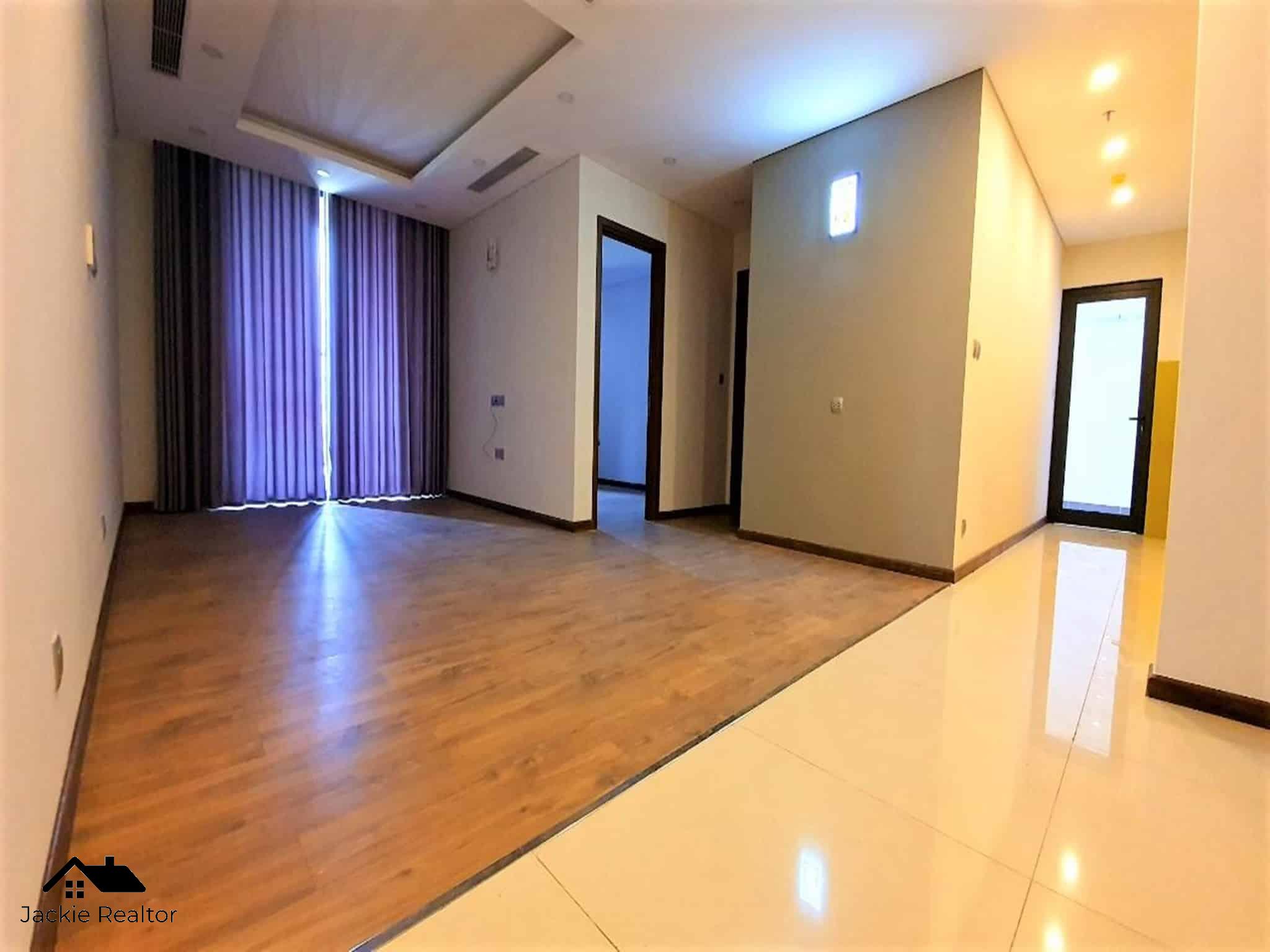 Unfurnished apartment for rent in N01-T4 Building, Ngoai Giao Doan Hanoi (1)