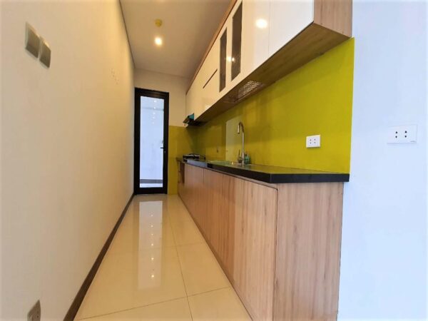 Unfurnished apartment for rent in N01-T4 Building, Ngoai Giao Doan Hanoi (2)