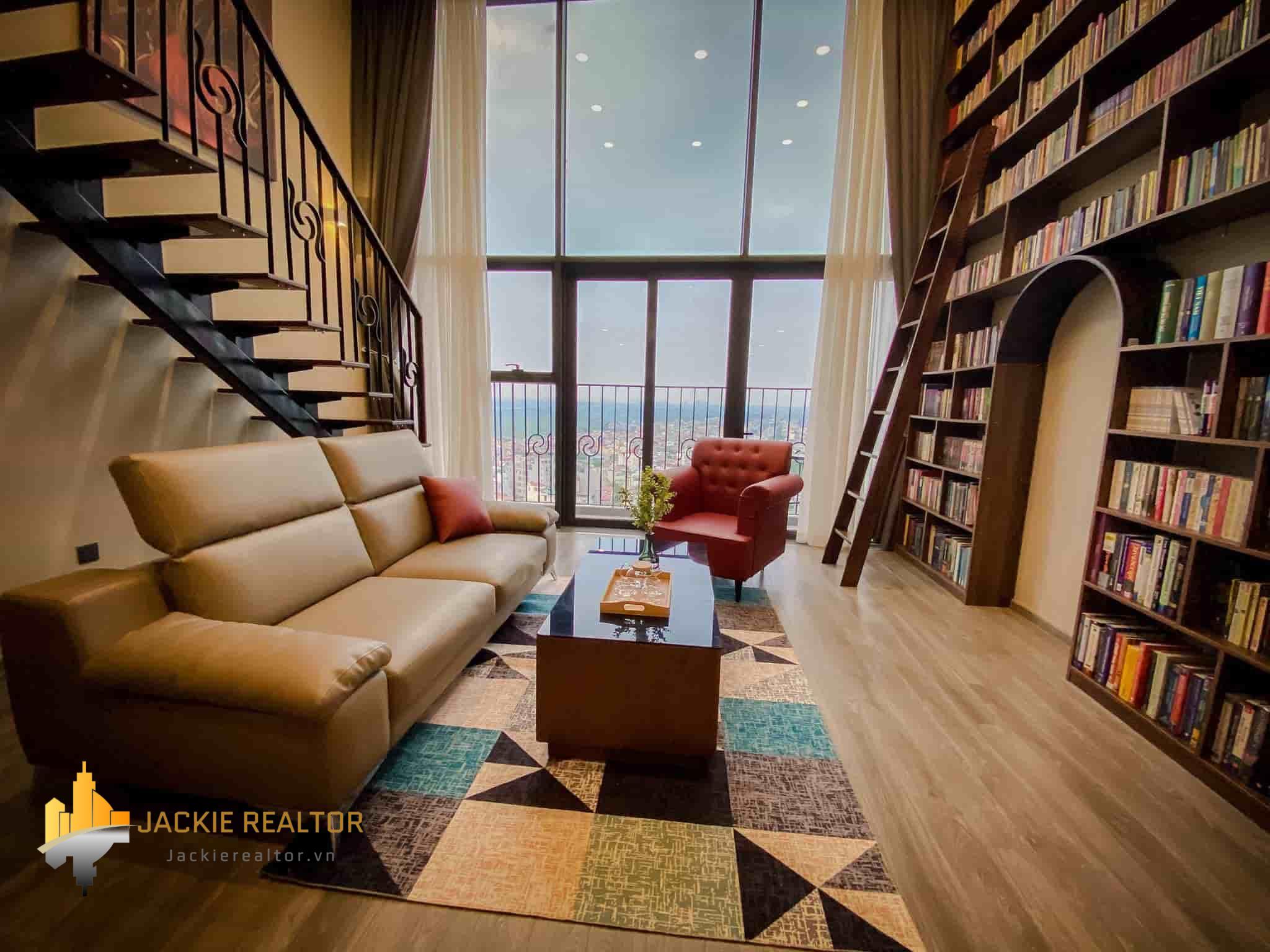 Unique library penthouse for rent in PentStudio West Lake (1)