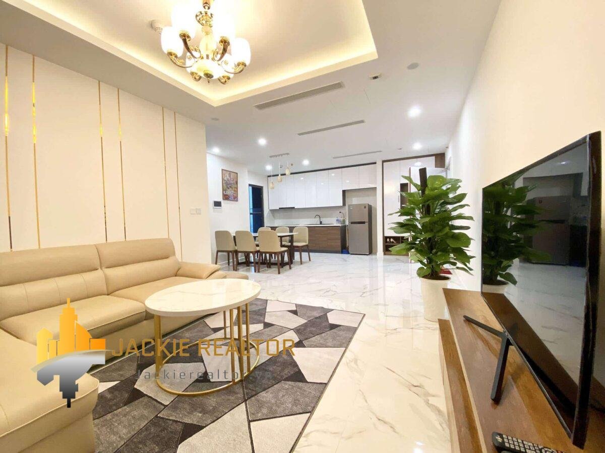 #1 Great Red river view apartment in Sunshine City for rent (1)