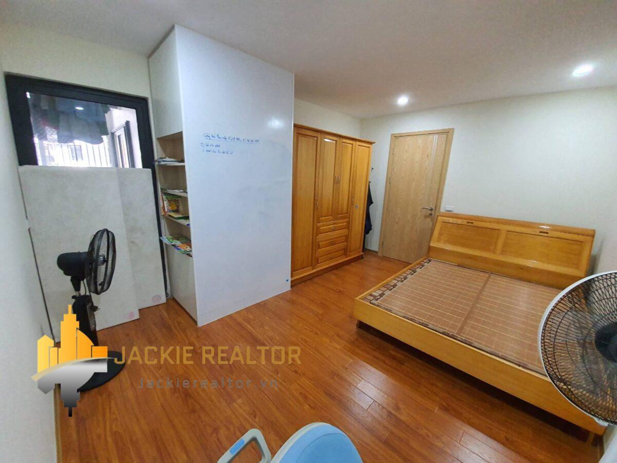 Big but cheap apartment for rent in Ngoai Giao Doan Tay Ho Tay for Covid-19 (14)