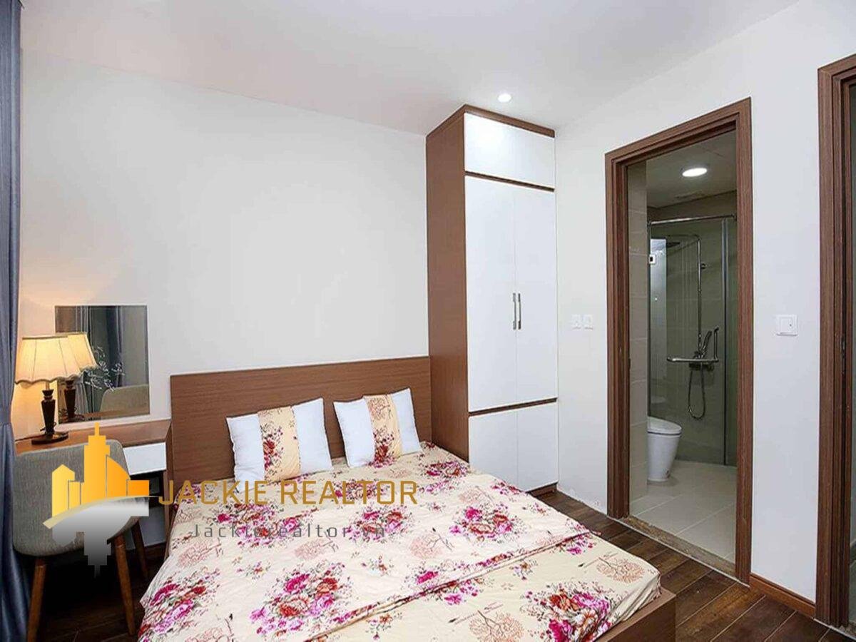 Cozy rental apartment in The Link Ciputra, near the golf course (2)