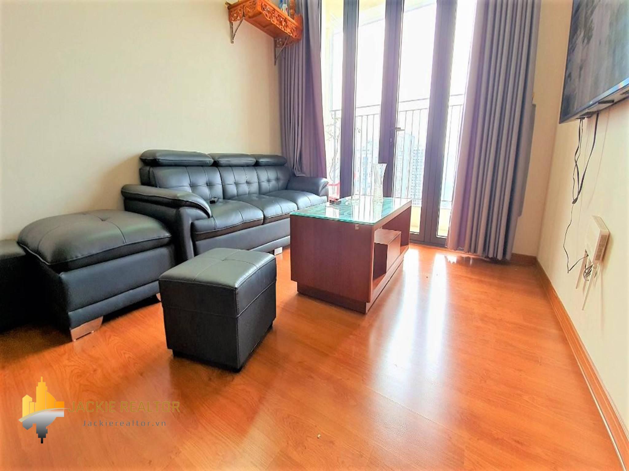 Extremely cheap 2BR apartment for rent near Noi Bai Airport in Ngoai Giao Doan Hanoi (1)