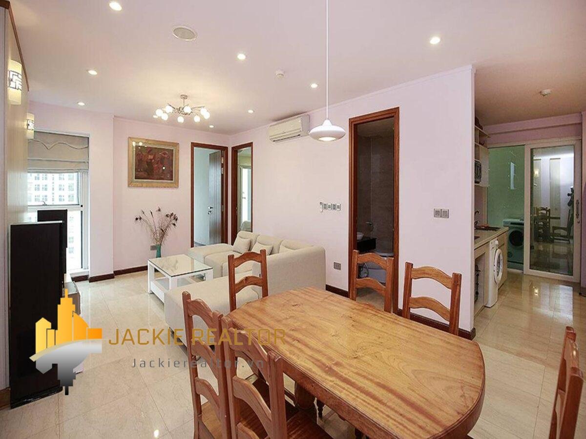 Great golf view apartment for rent in L2 The Link Ciputra (3)