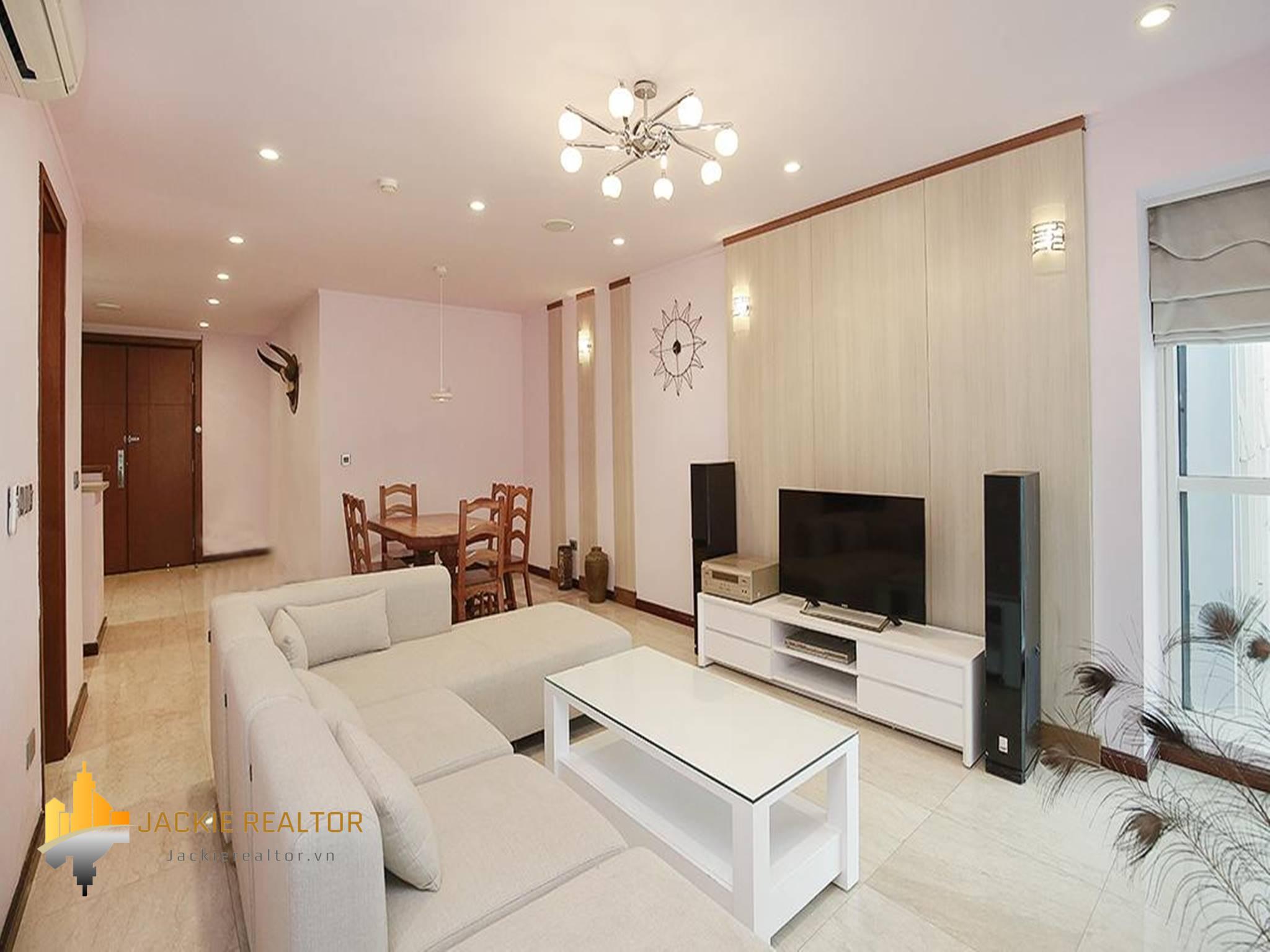 Great golf view apartment for rent in L2 The Link Ciputra (5)