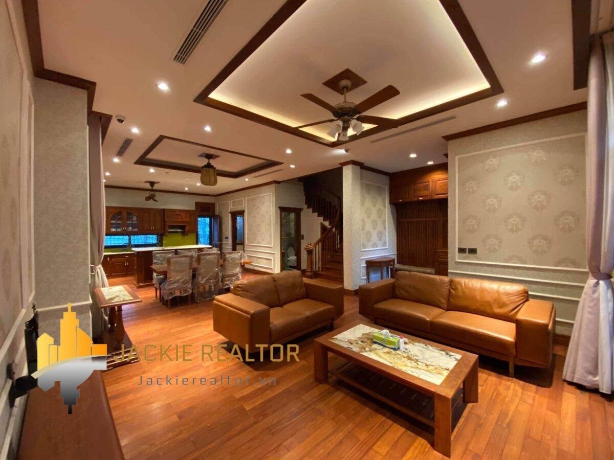 Luxurious villa for rent in Starlake Hanoi (3)