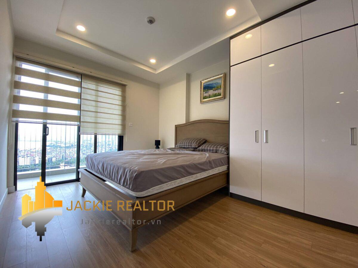 Romantic lake view apartment for rent in Novo Building, Kosmo Tay Ho for 650 USD (6)