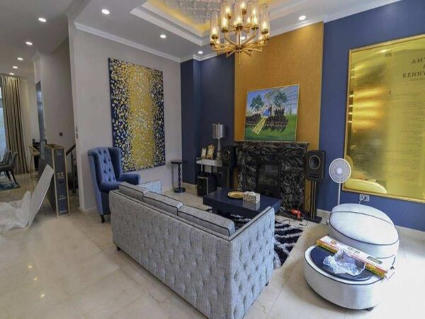 Stylish villa in K Block, Ciputra for rent (2)