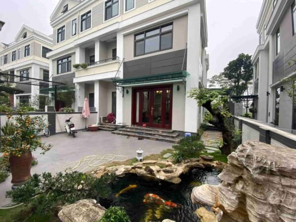 Super nice semi-detached villa for rent in Starlake - 3700$ (1)